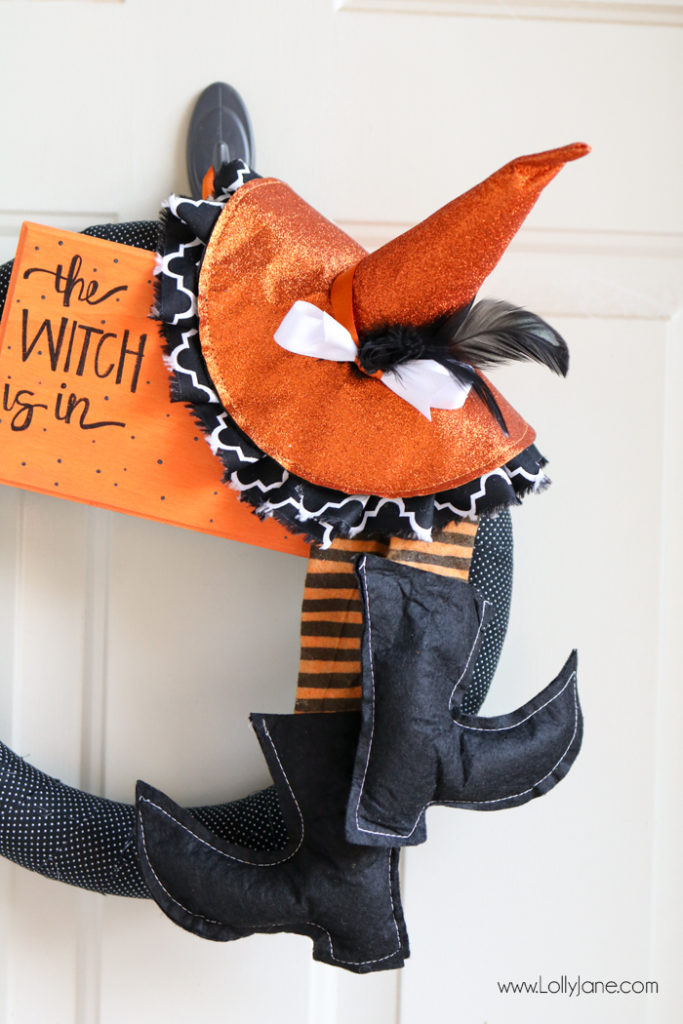 DIY-Fabric-Wrapped-Witch-Hat-Sign-Wreath-Halloween